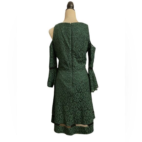 Eliza J. (Like New) Hunter Green Lace Bell Sleeve Cold Shoulder Dress (Size: 8) - Picture 6 of 16